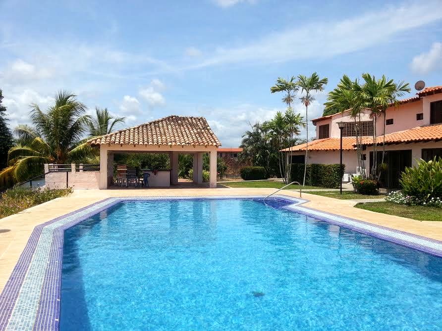 Se vende casa 196m² 2h/2b/1p Rio Chico - Otras fotos