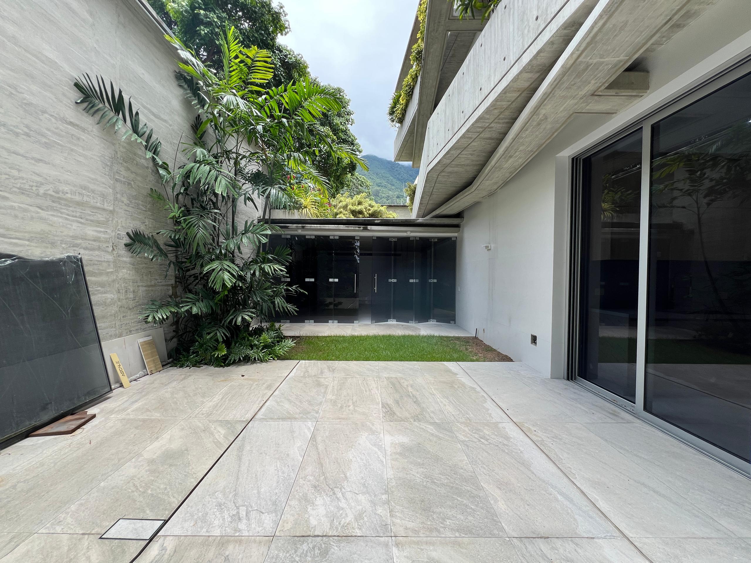 Se vende Apto 709,12m² 3h+2s/6b+2s/5p Altamira - Otras fotos