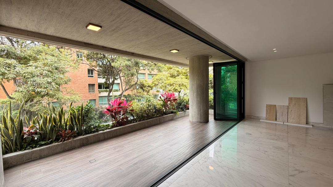 Se vende Apto 244,70m² 3h+s/3b+s/4p Los Naranjos de Las Mercedes - Otras fotos