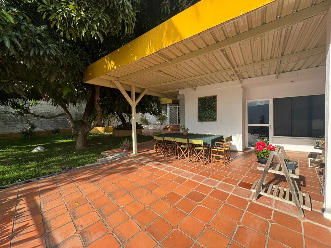 Se vende casa 500m² 3h+s/3b+s/6e Terrazas de las acacias - Otras fotos