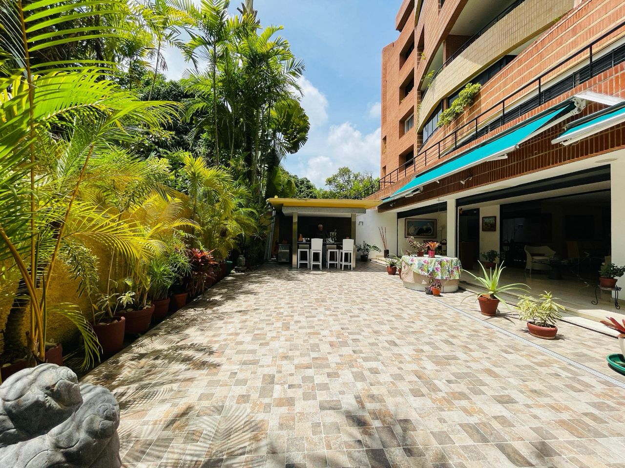 Se Vende  Apto PB  398m² 4h+s/3b+s/4p  La Castellana - Otras fotos