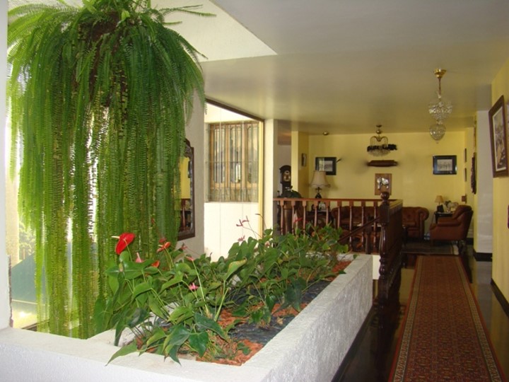 Se vende casa de 1.180 m²- 7h/10b/10p La Lagunita - Otras fotos