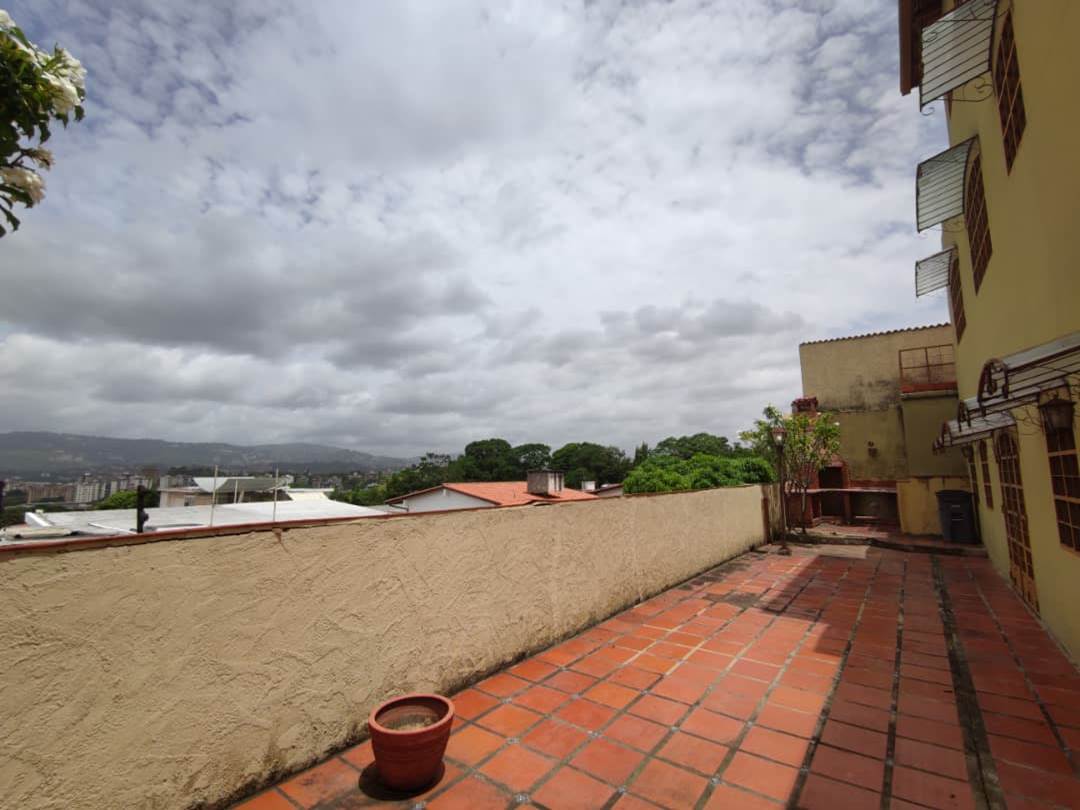 Se vende casa 800m²  6h+s∕8b+s∕6p en El Marques - Otras fotos