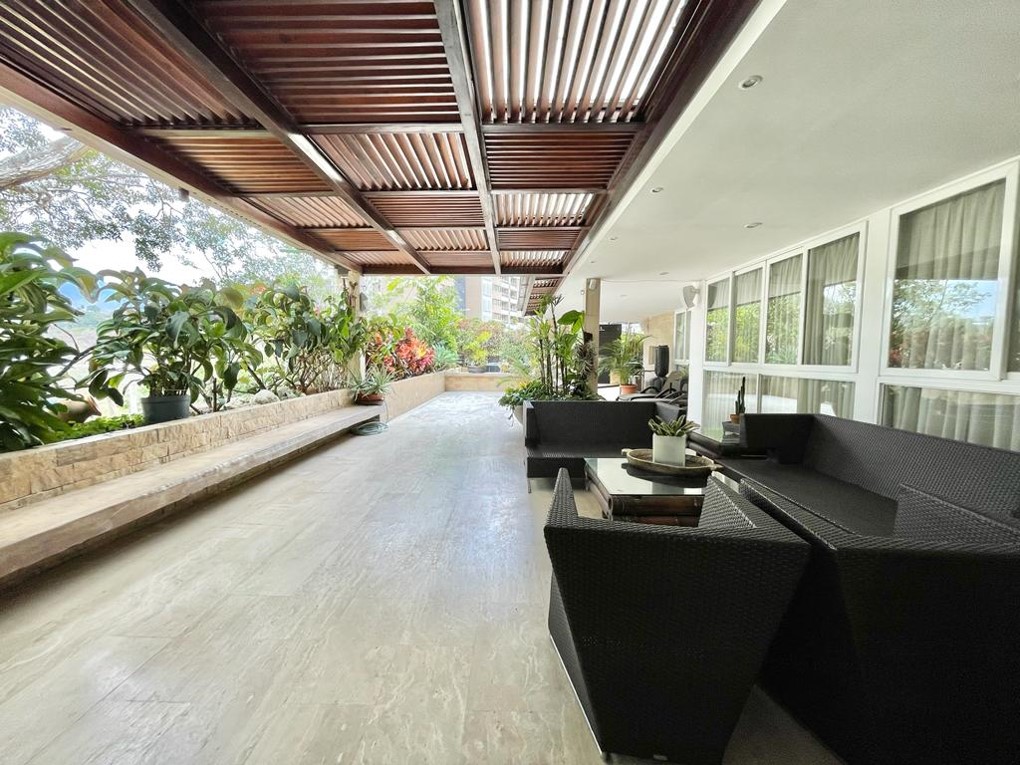 Se vende apto PB 600m² 4h/4b/4p - Las Mesetas - Otras fotos