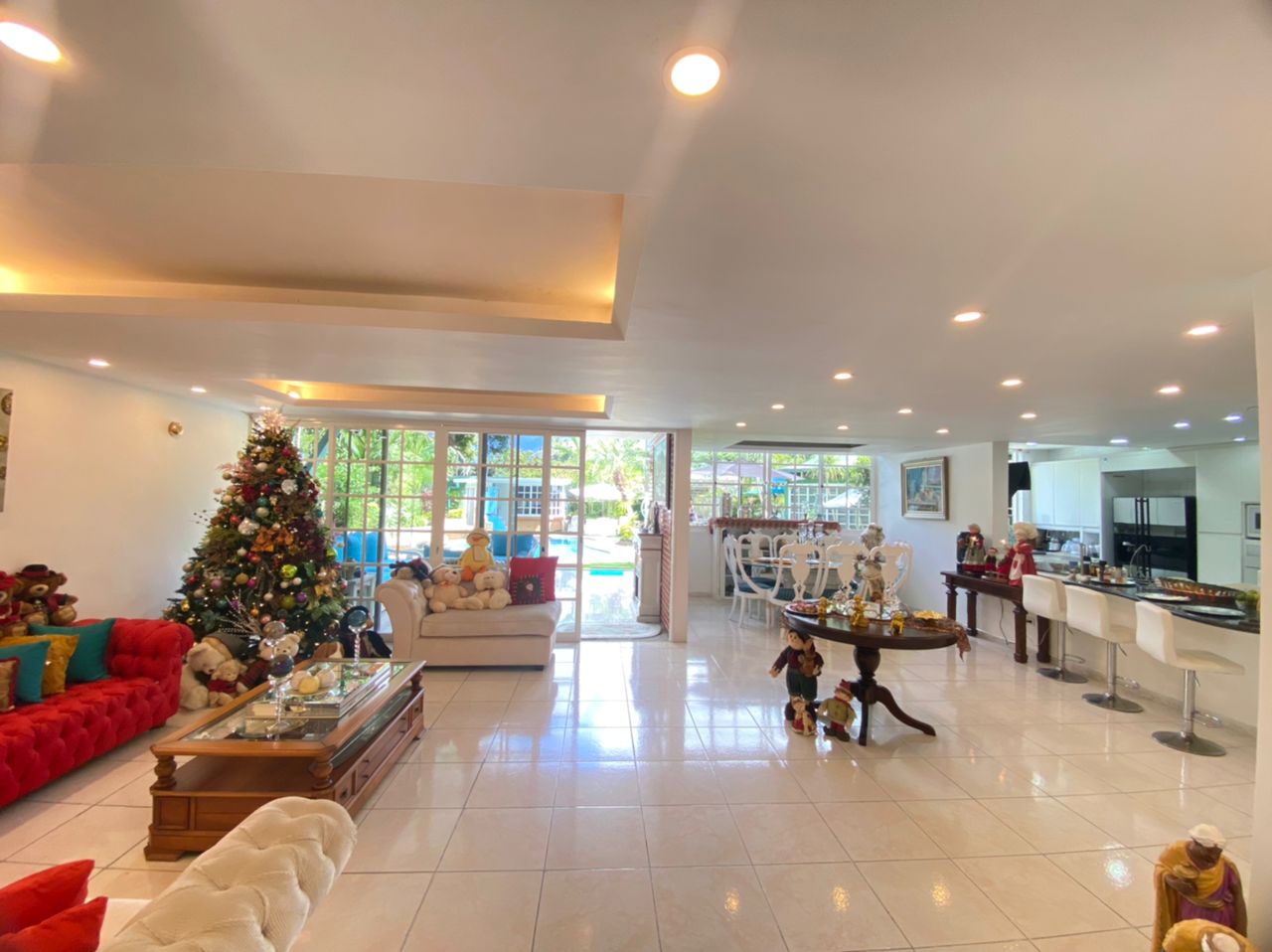 Se vende casa 781m2 3h/7b/5p Colinas de santa monica - Otras fotos