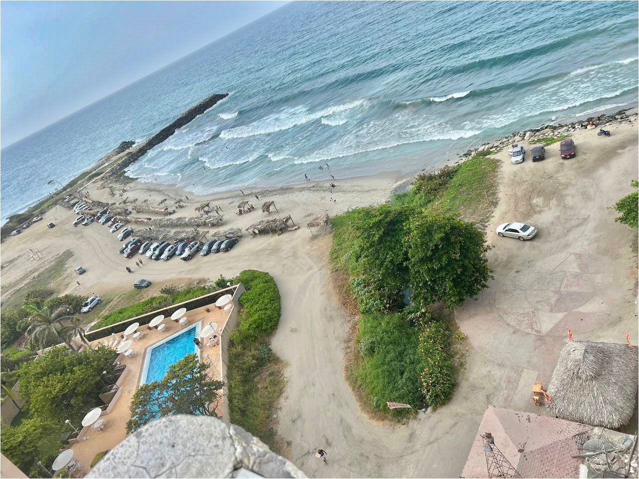 Se Vende  Apto 660m² 4h+1s/6b+1s/4p  Tanaguarenas - Otras fotos