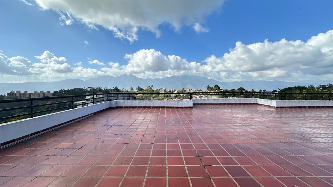 Se vende Apto PH 700m² 4h+1s/4b+1s/6p Alto Hatillo - Otras fotos