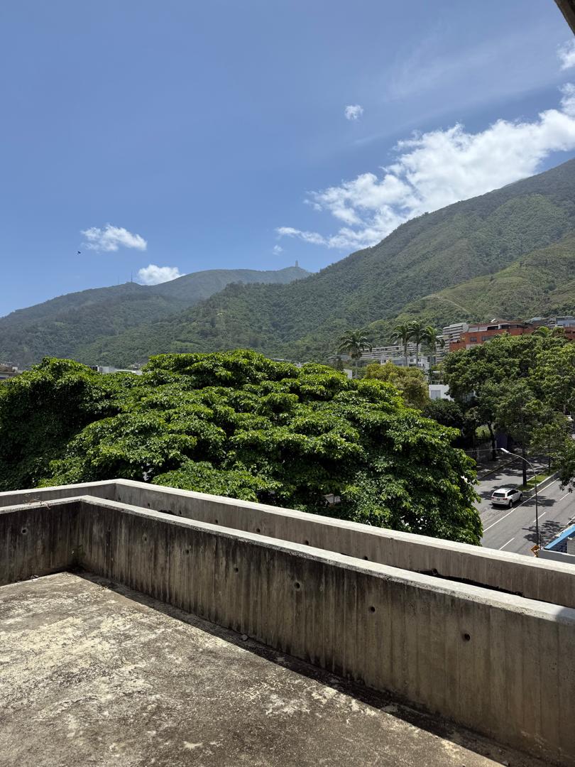 Se vende Apto PH 750m² 3h+s/3b+s/7p Altamira - Otras fotos