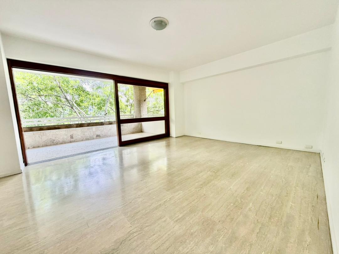 Se alquila Apto 232m² 3h+s/2b+s+v/4p La Castellana - Otras fotos