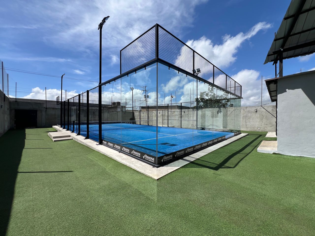 Se vende Club de Padel 5900m² Santa Maria - Otras fotos