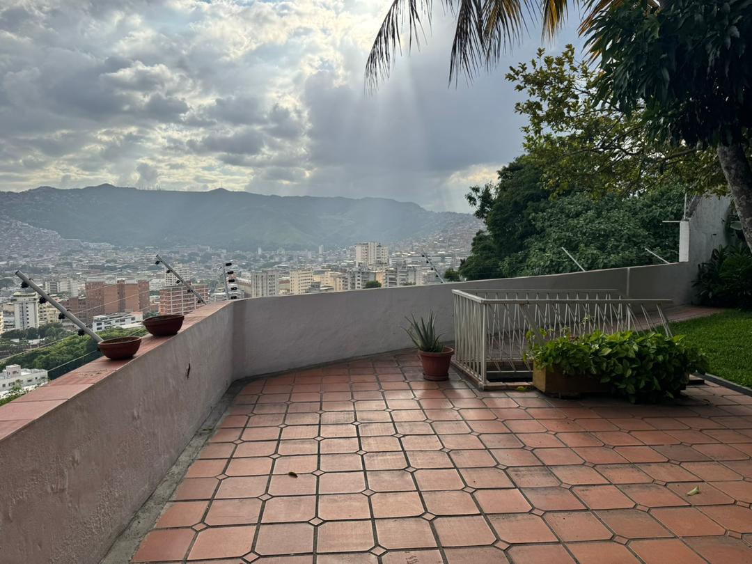 Se vende casa 500m² 3h+s/3b+s/6e Terrazas de las acacias - Otras fotos