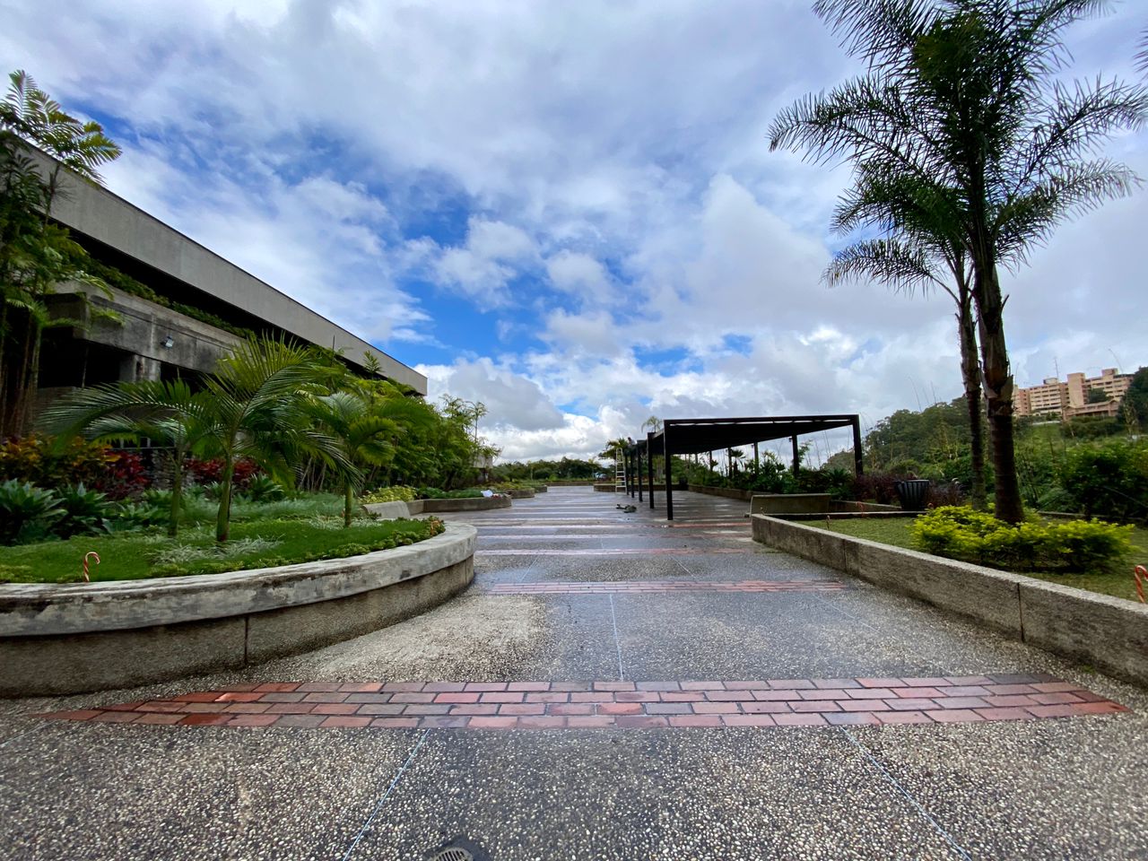 Se Vende  Apto 360m² 3h+1s/4b+1s/2p Alto hatillo - Otras fotos
