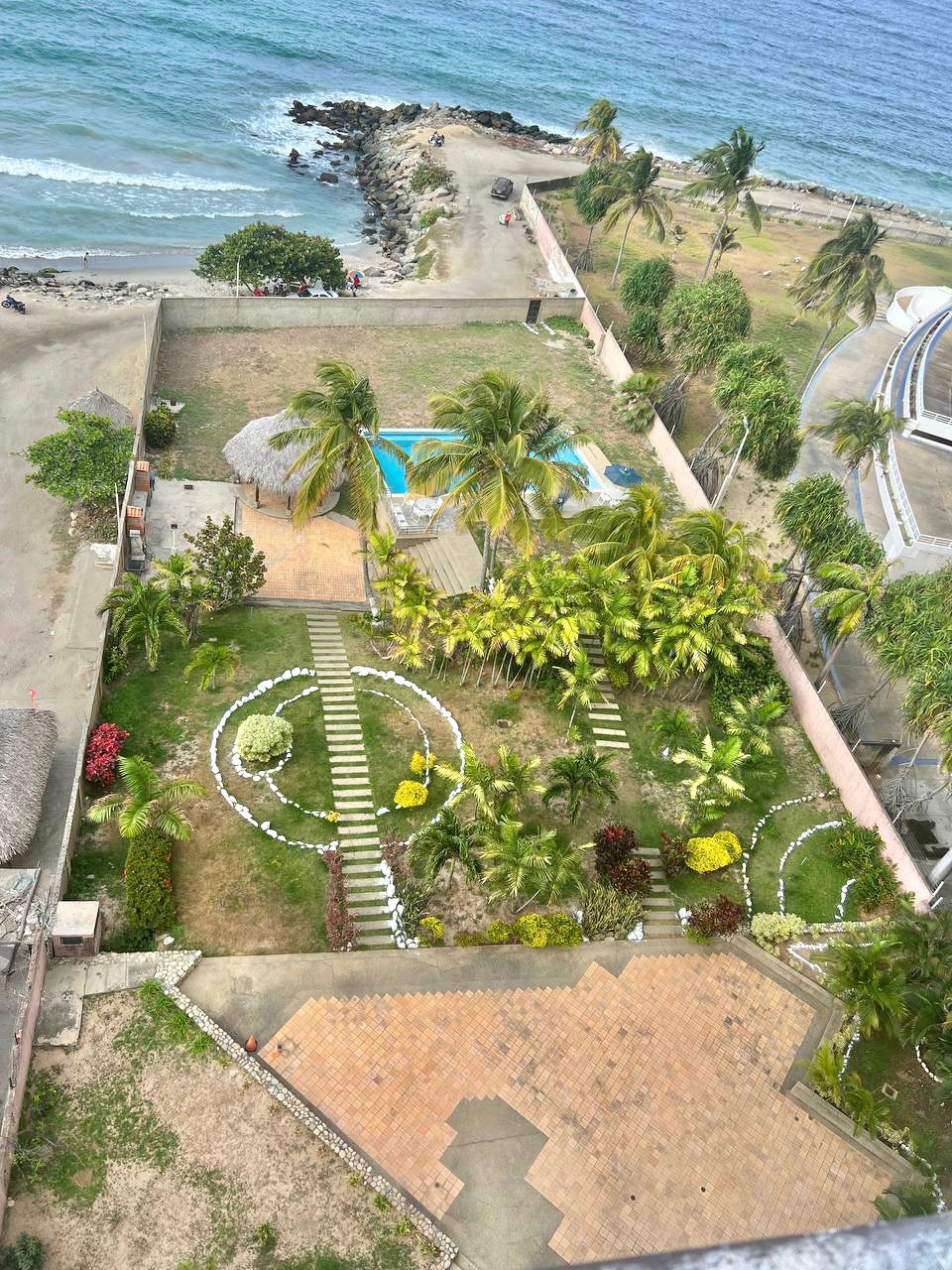 Se Vende  Apto 660m² 4h+1s/6b+1s/4p  Tanaguarenas - Otras fotos