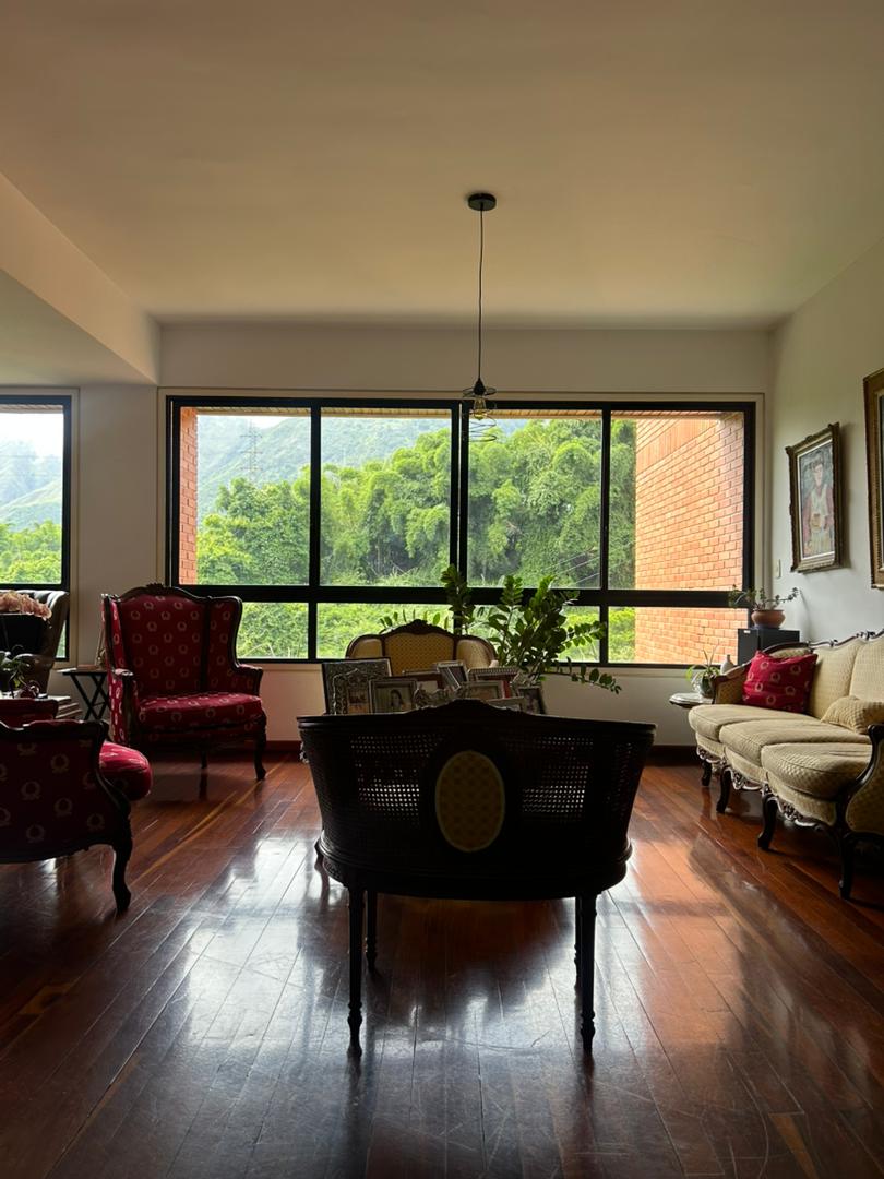 Se vende Apto PH 430m² 4h+2s/4b+2s/3p Urb Miranda - Otras fotos