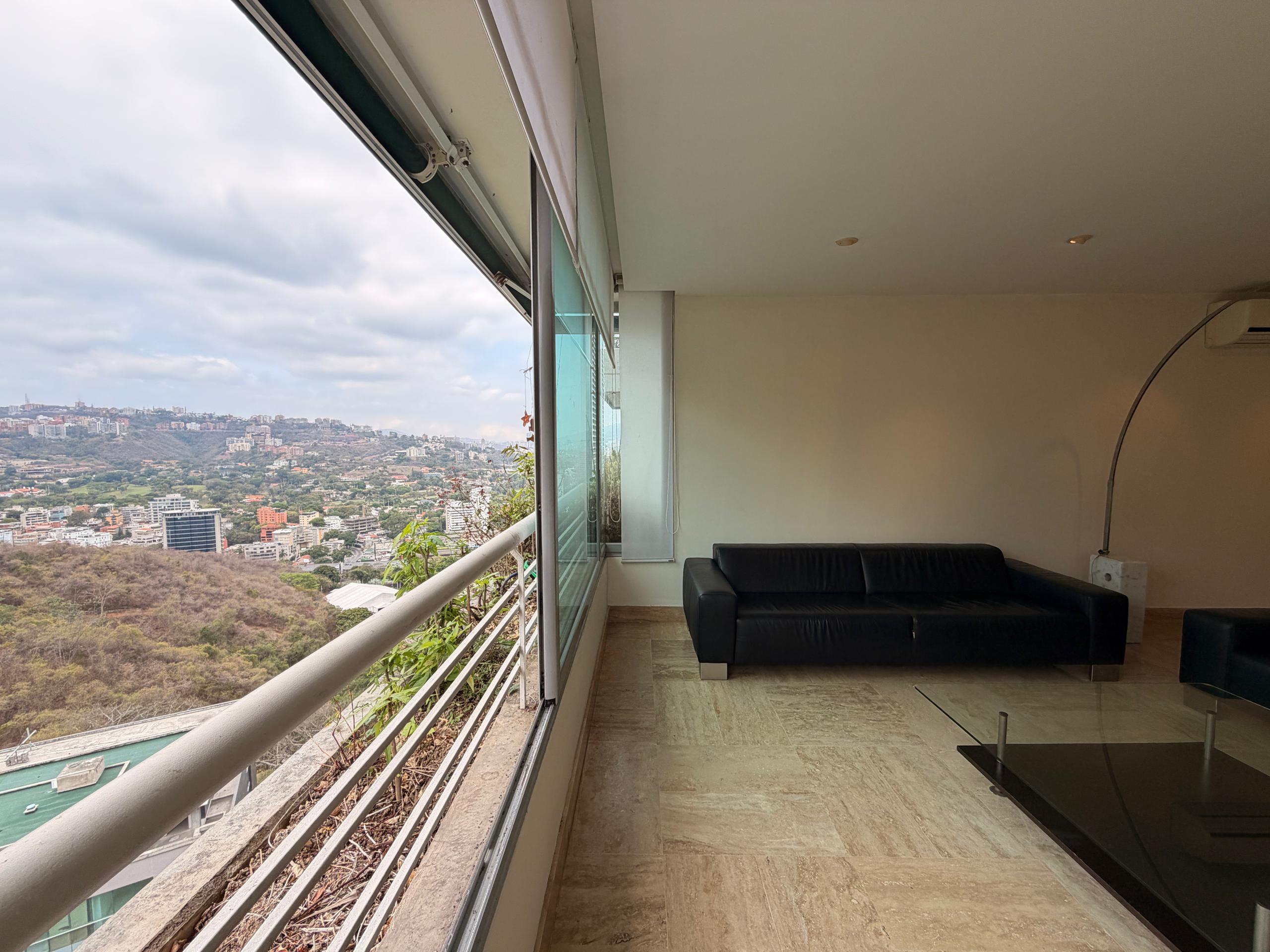 Se vende Apto 138m² 2h/2.5b+s/3p Lomas de Las Mercedes - Otras fotos
