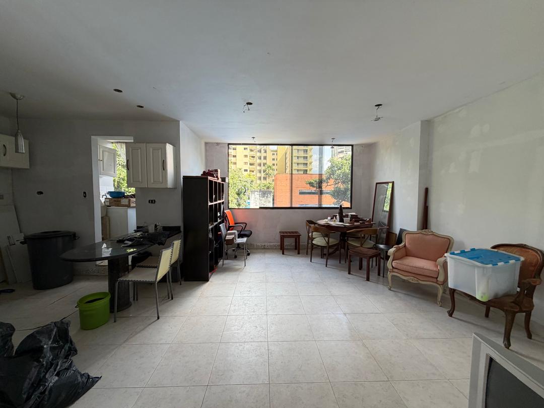 Se Vende Apto 96m² 3h/2.5b/1p Los Palos Grandes 4