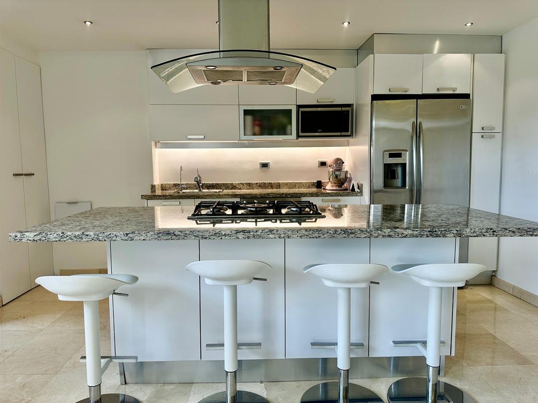 Se vende Apto 78m² 2h/2.5b/2p Los Samanes - Otras fotos