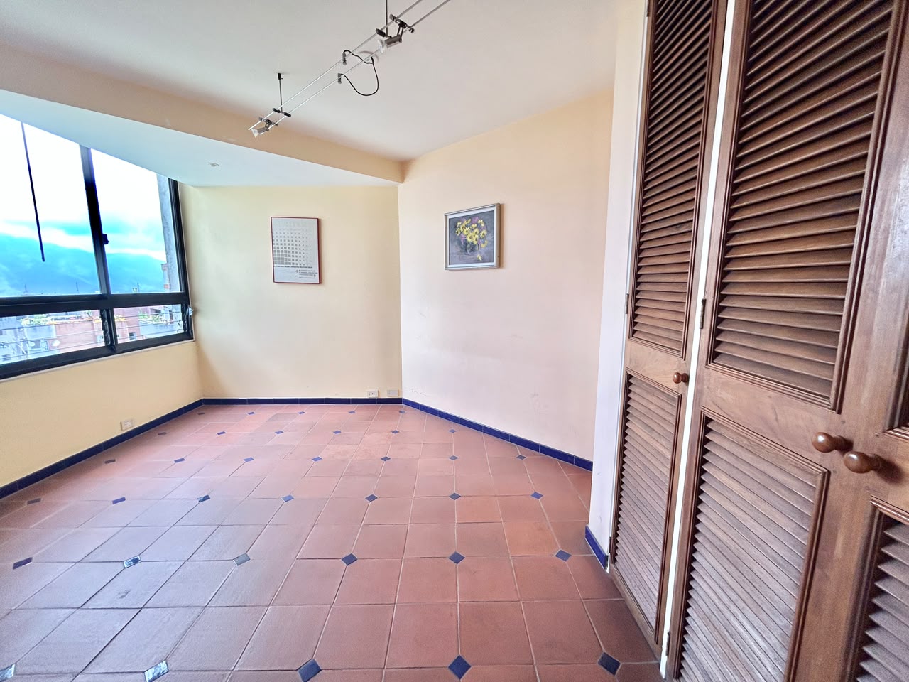 Se vende Apto PH 334m² 5h+s/3.5b+s/3p Los Naranjos del Cafetal 1