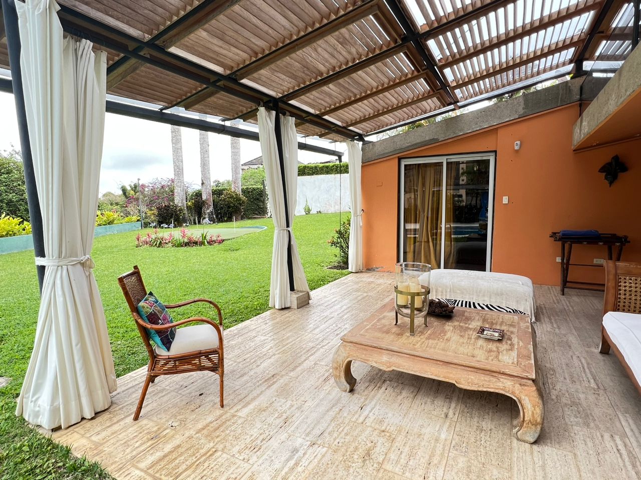 Se vende Casa 2218m² 3h+1s/4b+1s/4p , La Lagunita - Otras fotos