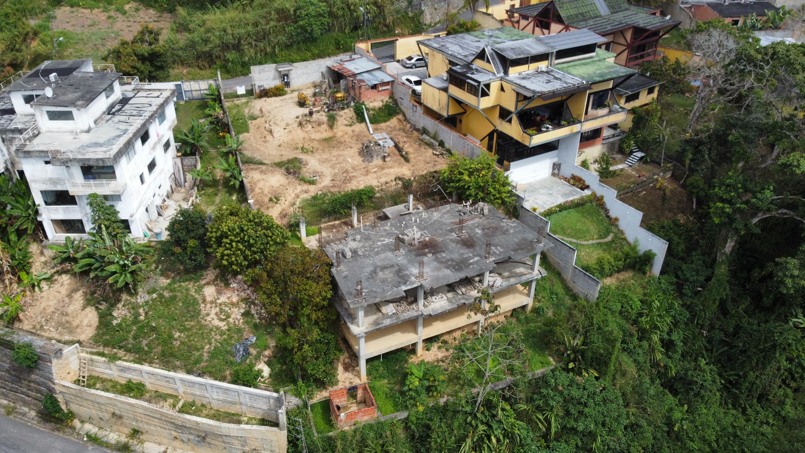 Se vende terreno 1363m² La Union 2