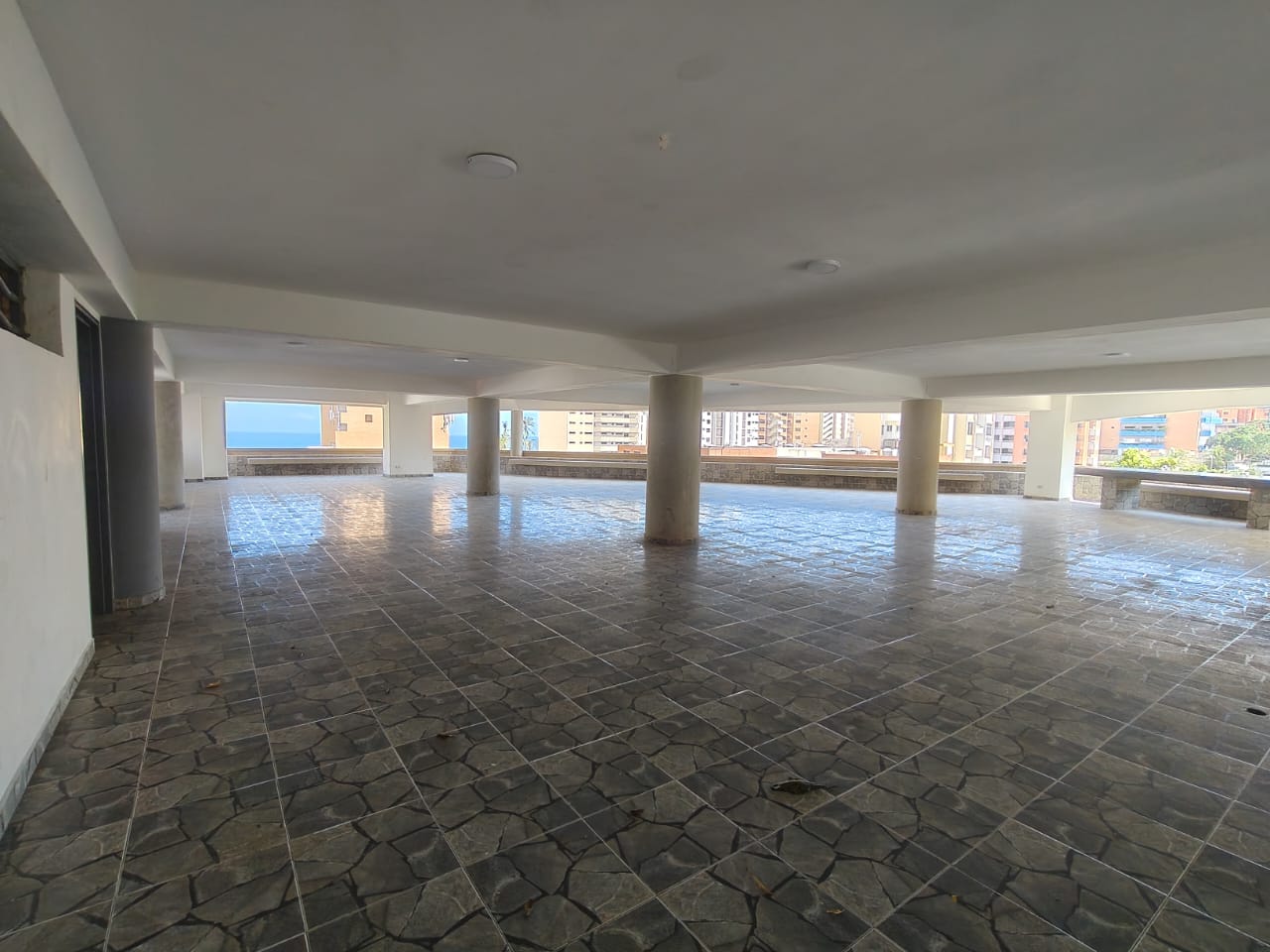 Se vende Apto 107m² 2h/ 2b/ 1e La Guaira - Otras fotos