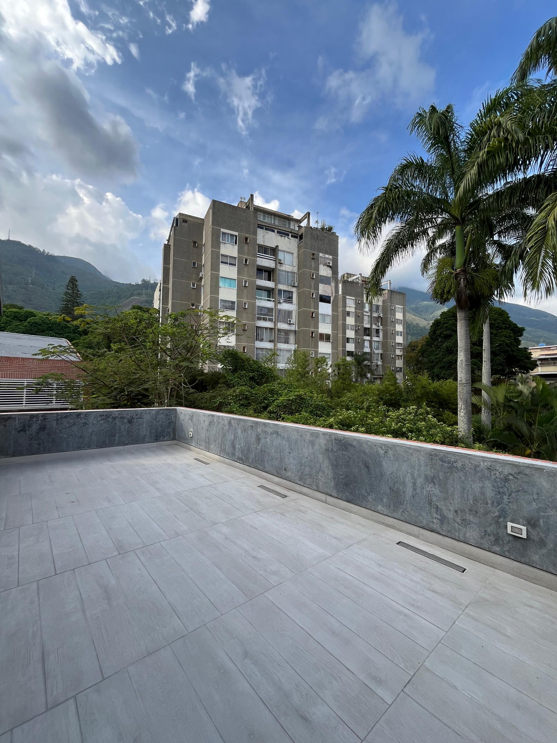 Se vende Casa 380m² 3h+s/3b+s/2p Alta Florida - Otras fotos