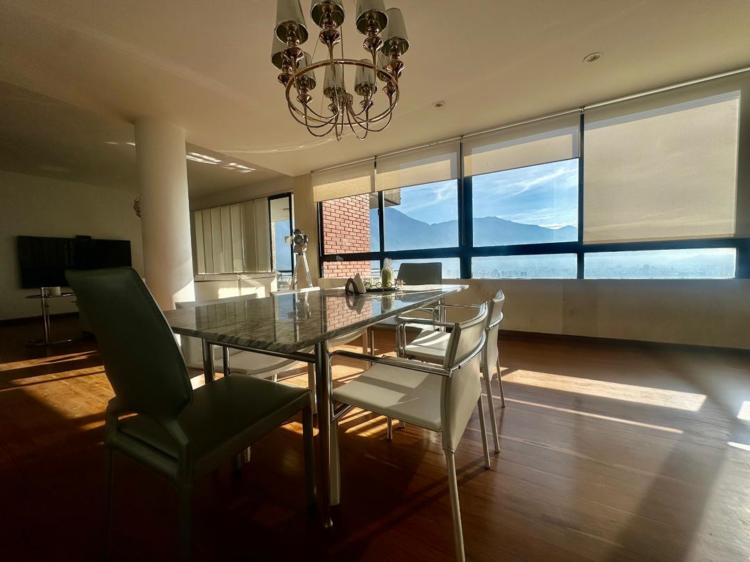 Se alquila Apto 250m² 3+1h/3+2+1b/4p Colinas de Bello Monte 3