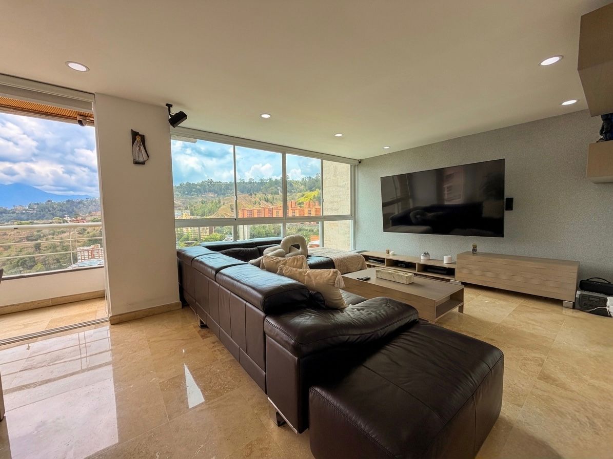 Se vende/alquila Apto 125,33m² 3h/2.5b/2e Escampadero - Otras fotos
