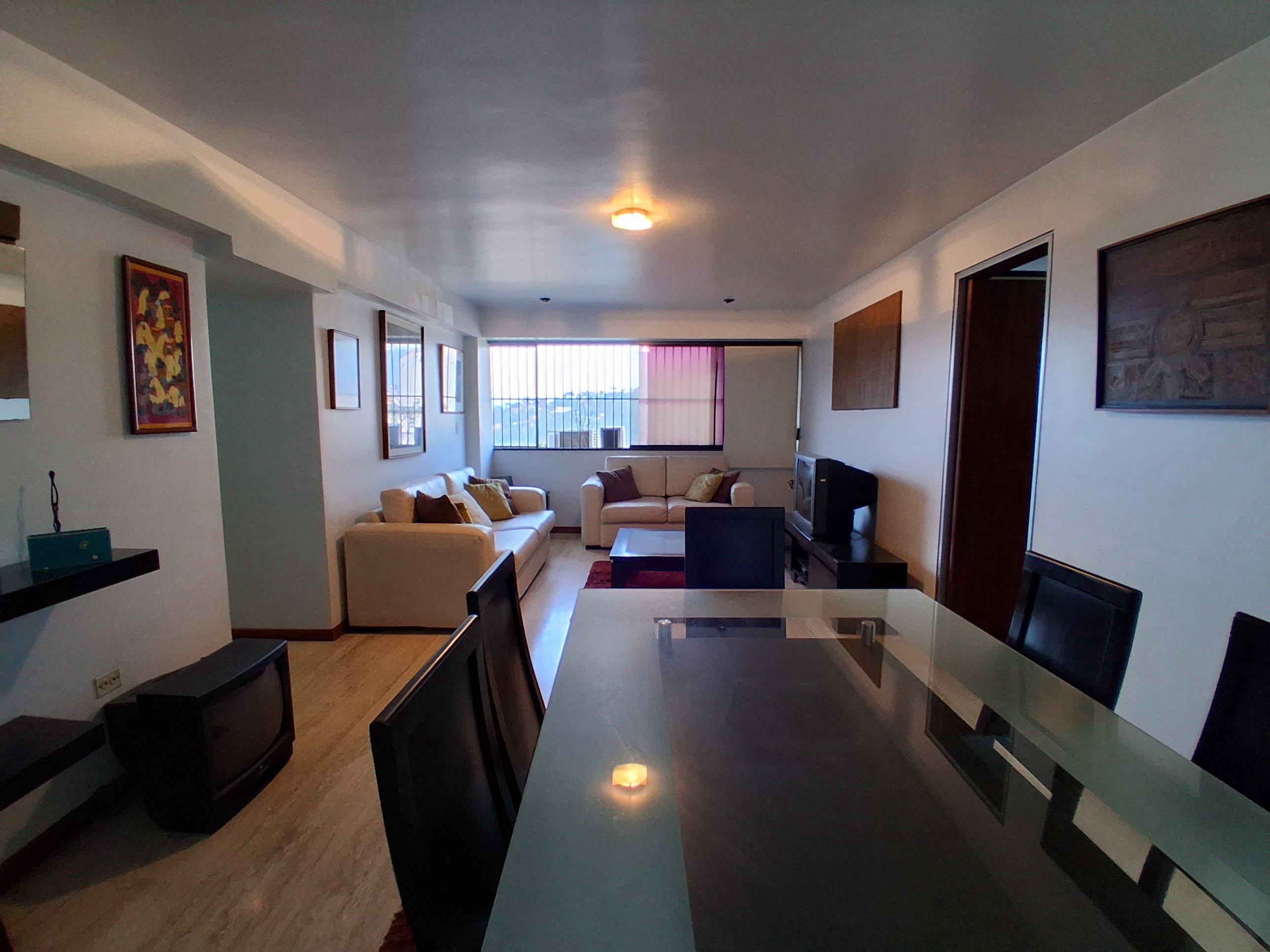 Se vende Apto 97,79m² 3h/2b/2p/ Guaicay 5