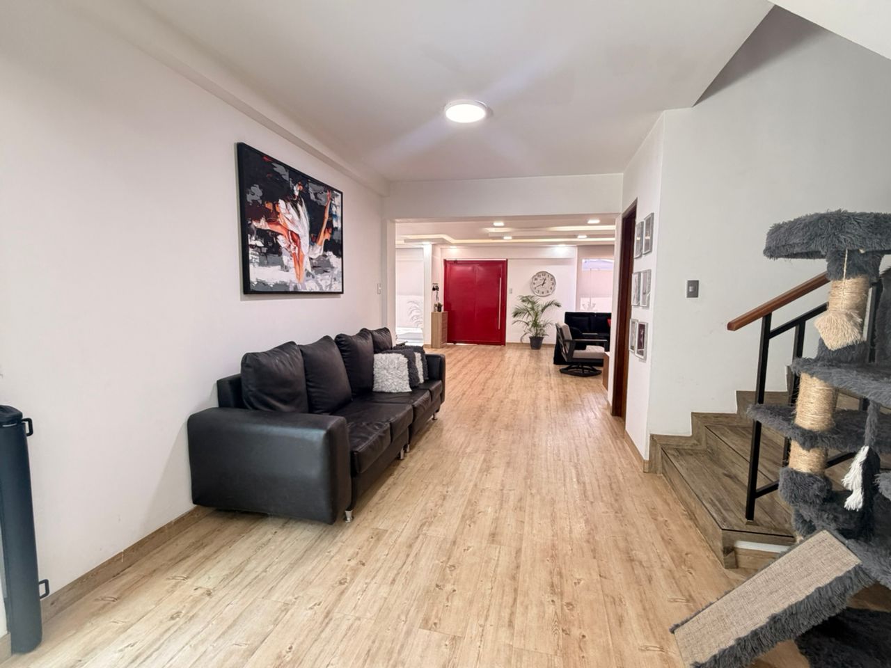 Se vende casa 352m² 4h+s/4b+s/2p Vista Alegre 3