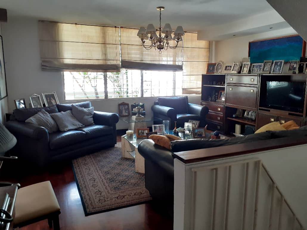 Se vende Townhouse 305m² 3h+s∕4b+s∕3p en La Castellana - Otras fotos