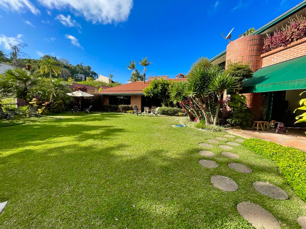 Se vende Casa 1315m² 4h+2s/3b+2s/8p ,La lagunita - Otras fotos