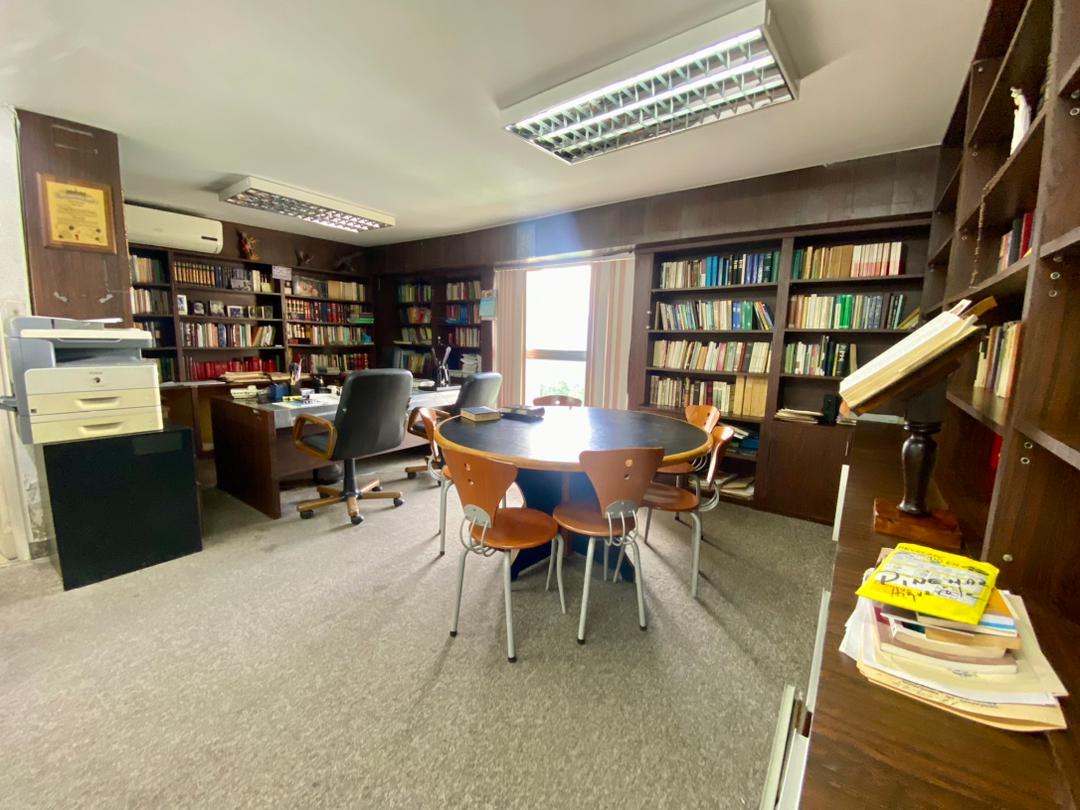 Se vende Apto 110m² 1p Santa Eduvigis - Otras fotos