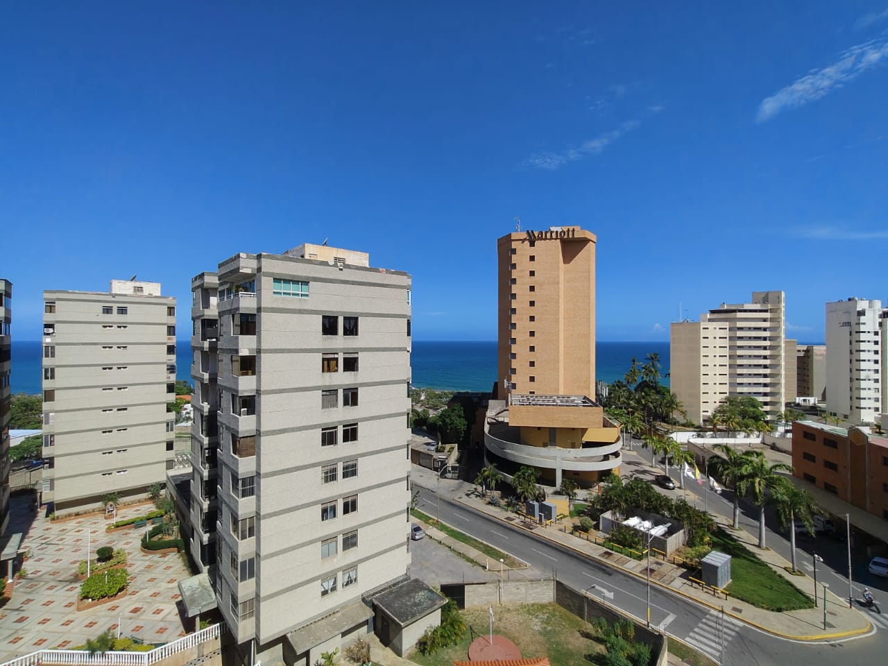 Se vende Apto 107m² 2h/ 2b/ 1e La Guaira - Otras fotos