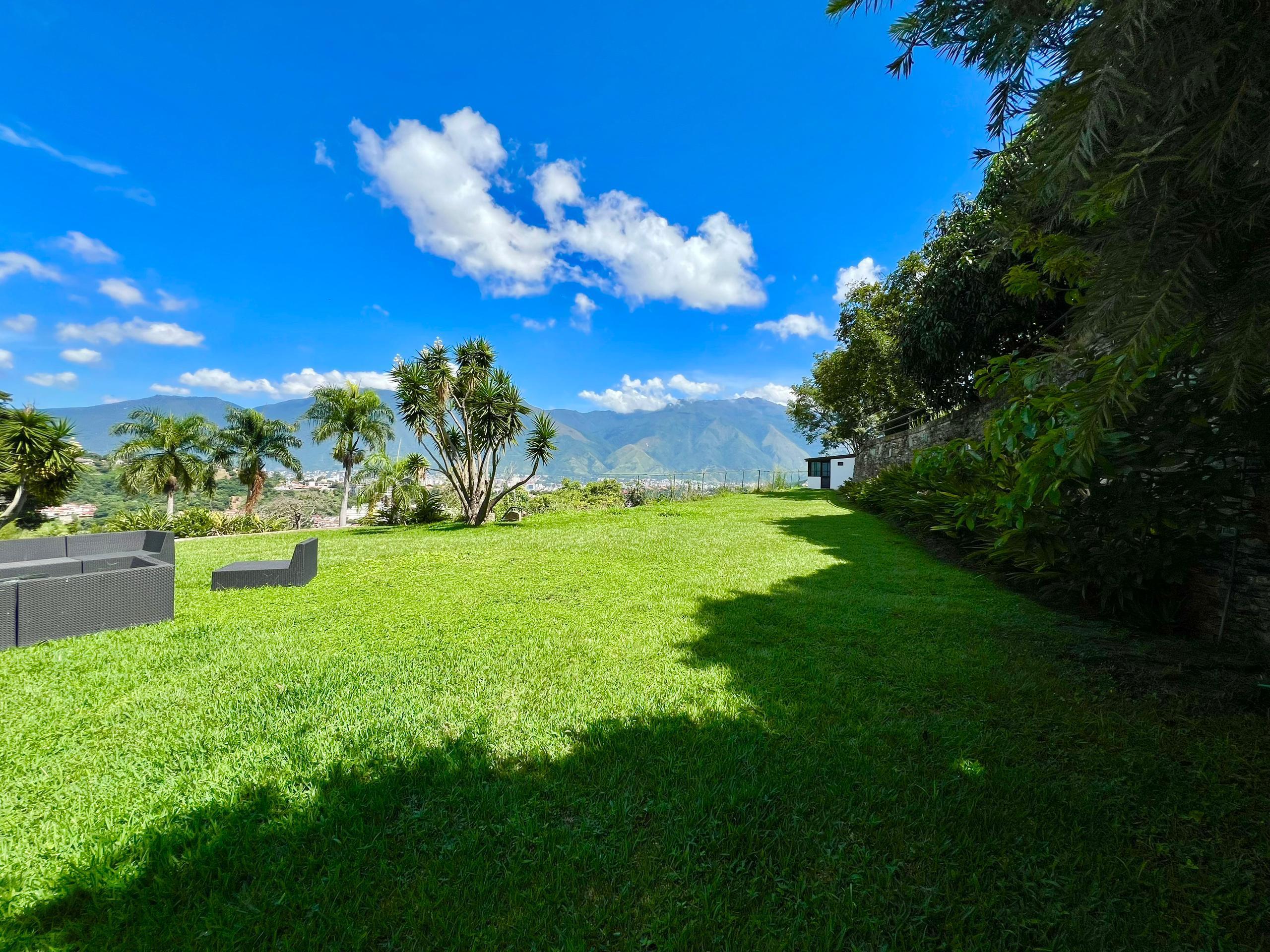 Se Vende casa 2200m²  Cerro Verde - Otras fotos