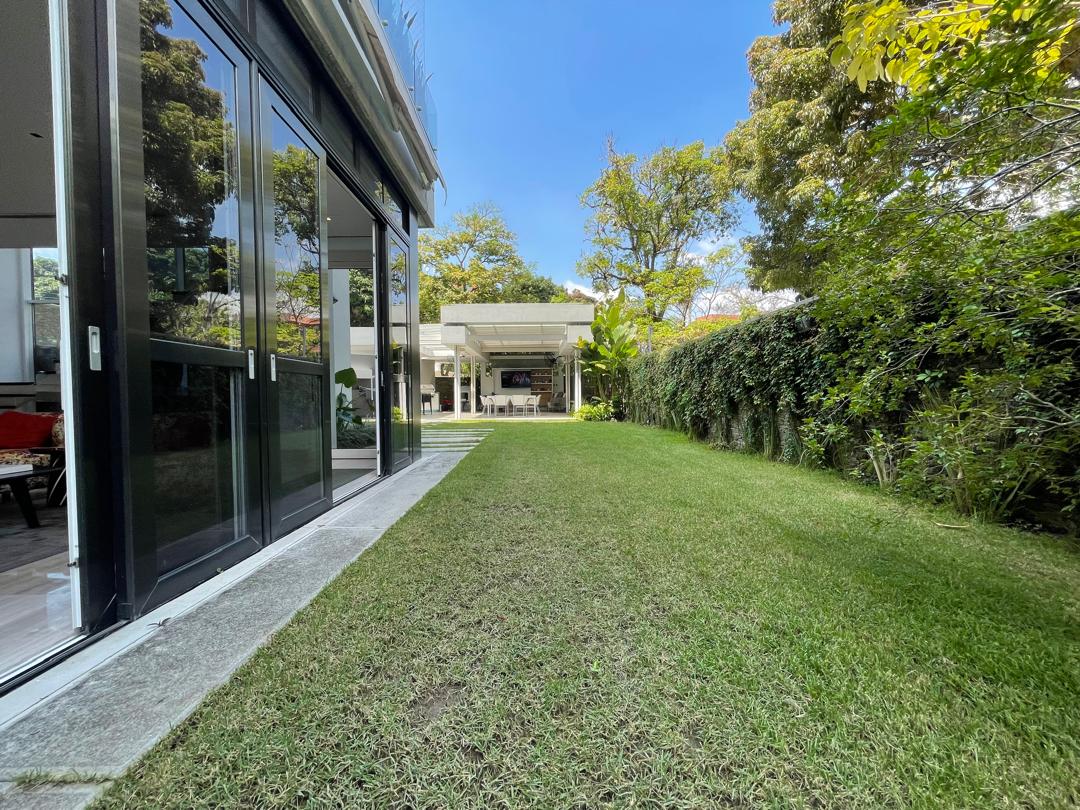 Se vende Apto PB 680m² 4h+1s/8b+1s/7p La Castellana - Otras fotos