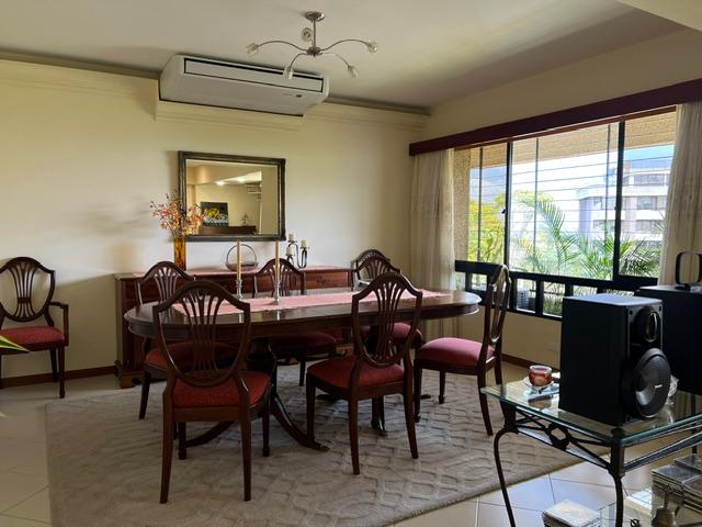 Se alquila Apto 360m² 4h/5b/3p Valle Arriba 3