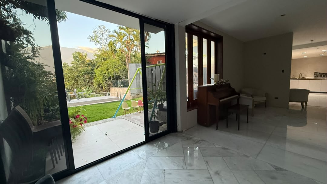 Se vende Casa 3h/3b+s/4p 512m² Caurimare 3
