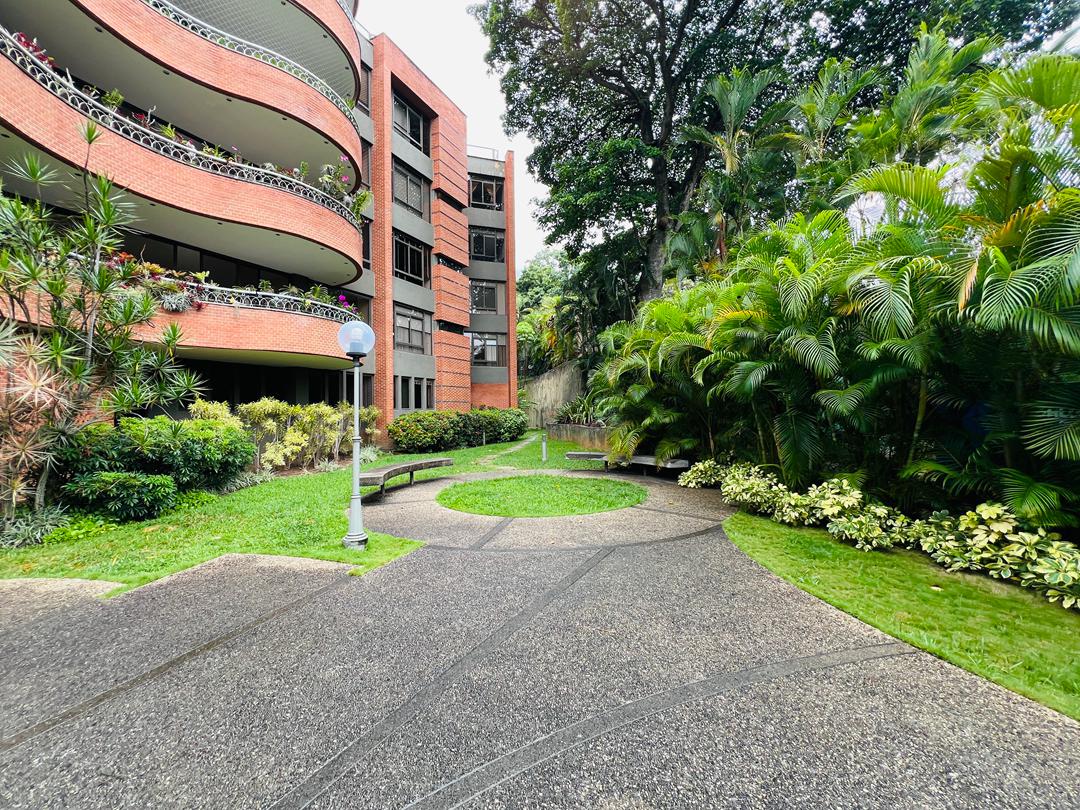 Se vende Apto PB 780m² 4h+2s/4b+2s/7p Altamira - Otras fotos