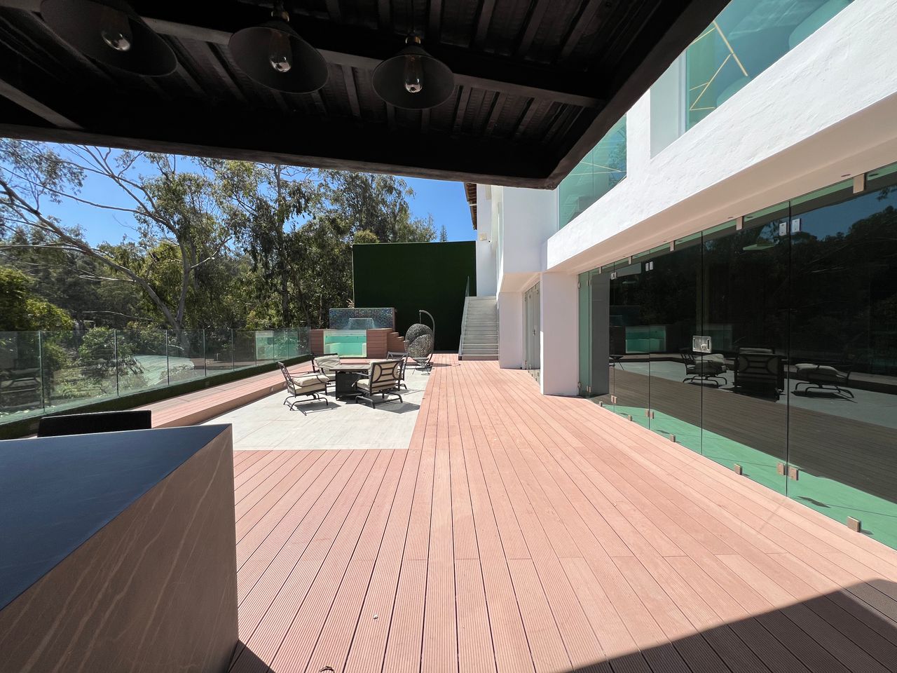 Se vende casa 2217m² 6h+s/6b+s/4e Los Naranjos - Otras fotos