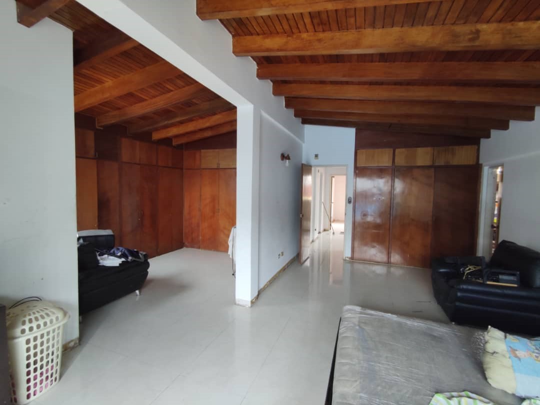 Se vende casa 500m²  5h+s∕7b+s∕3p en El Marques - Otras fotos