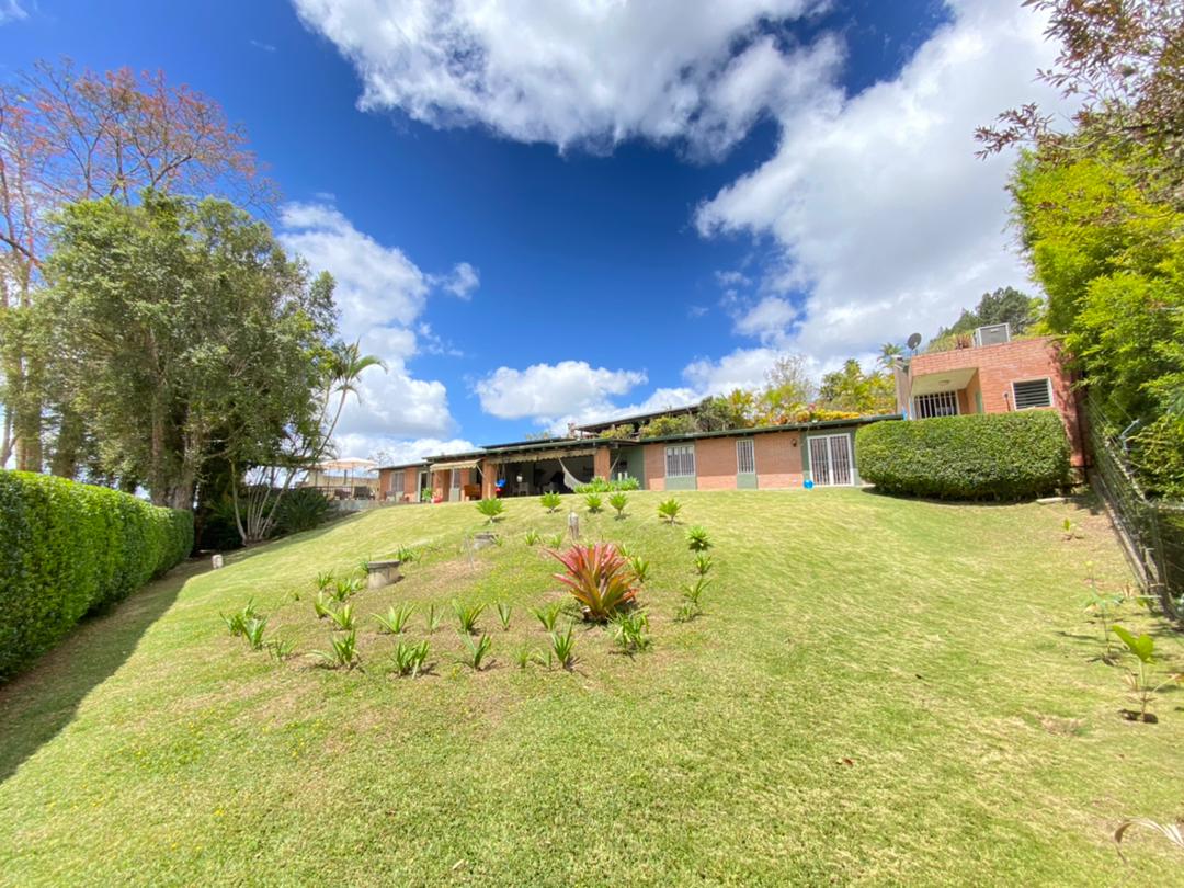 Se vende casa 1300m²  4h+s∕5b+s∕8p en Oripoto - Otras fotos