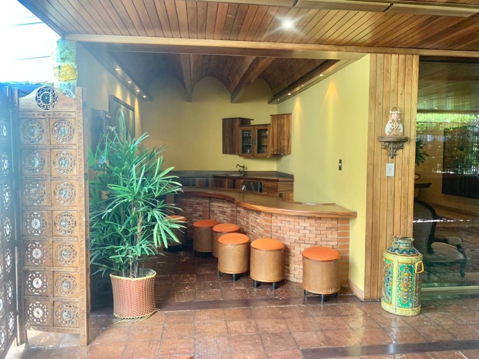 Se Vende  Apto 441m² 3h/3b/3p  Las Mesetas de Santa Rosa de Lima - Otras fotos