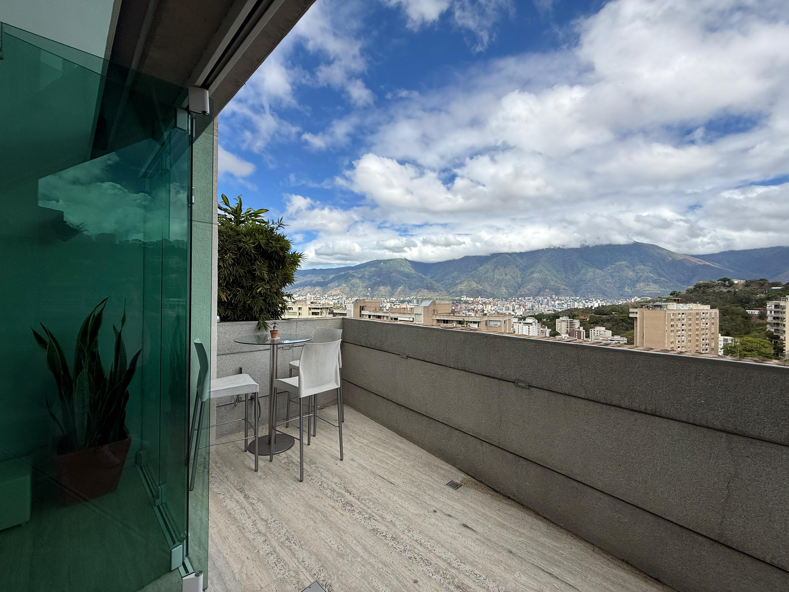 Se vende PH 220m² 3h+1s/3b+1s/3e Las Mesetas de Santa Rosa de Lima - Otras fotos