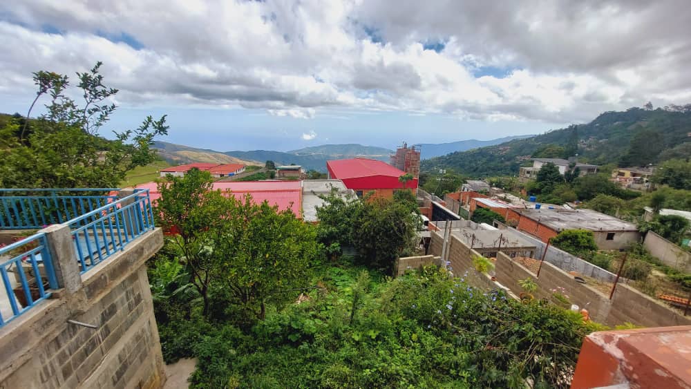 Se vende Casa 479m² 9h/7b/4p  El Junquito - Otras fotos