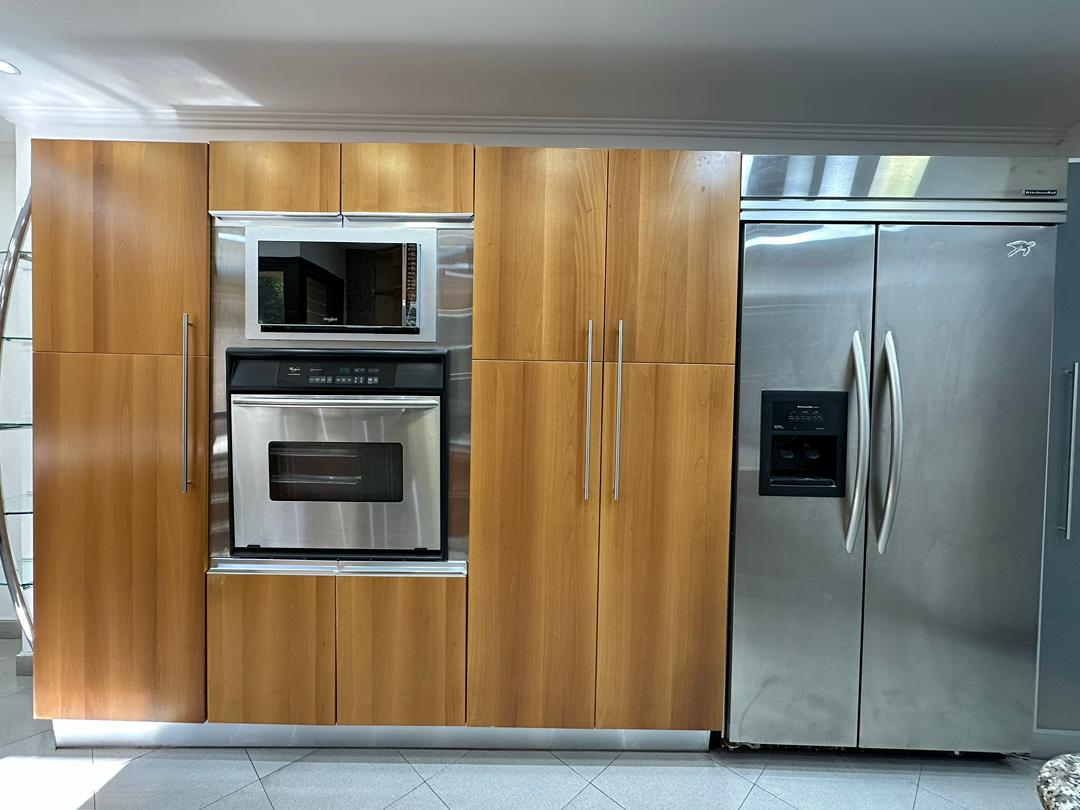 Se alquila apto 295m² 4h+s/3.5b+s/4p Lomas de San Roman 5