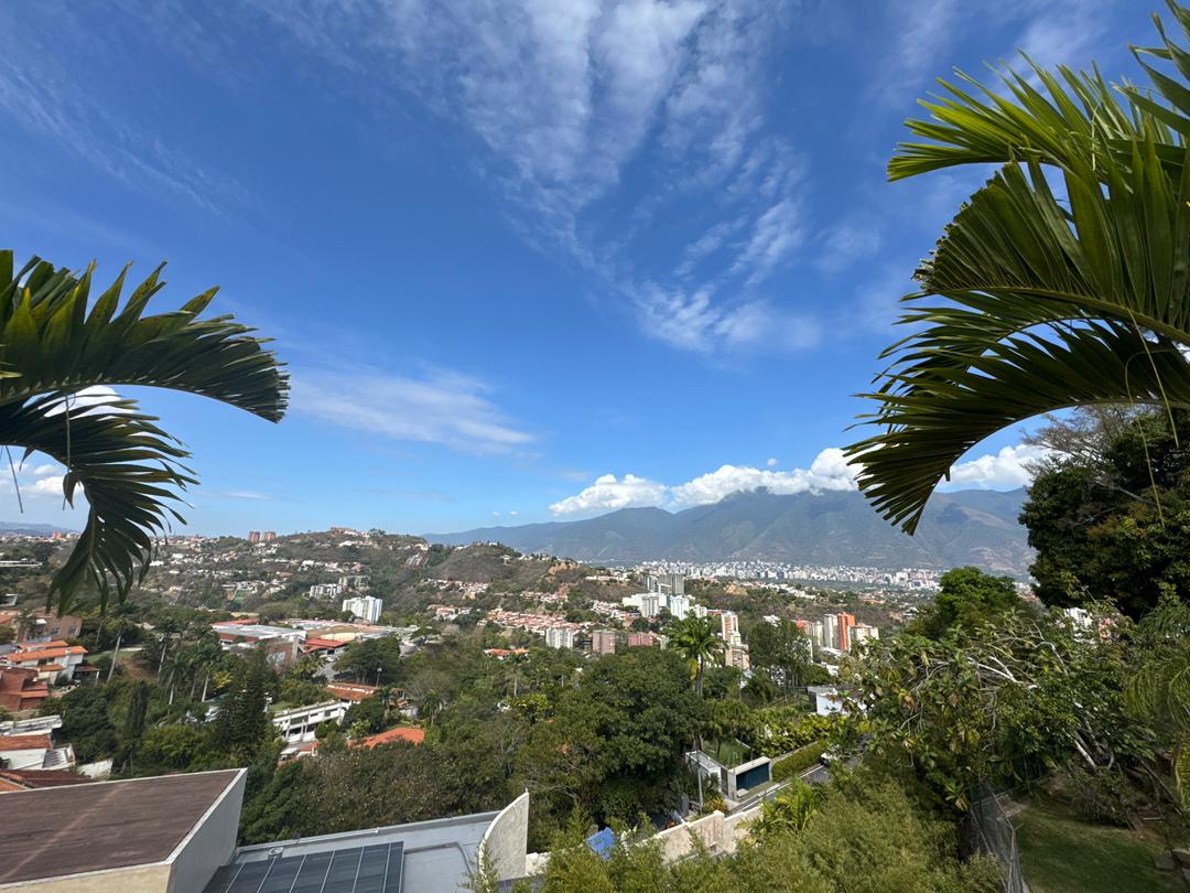 Se vende casa 1985m² 9h+2s/12b/5p Cerro Verde - Otras fotos