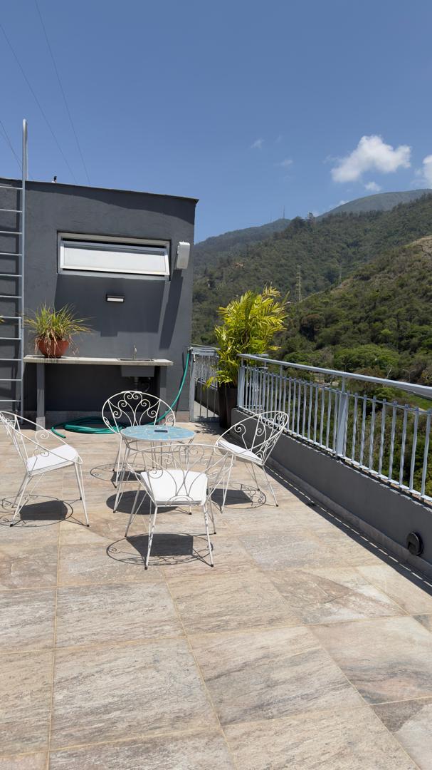 Se vende Apto PH 1000m² 5h+3s/6b+2s/4p Altamira 4