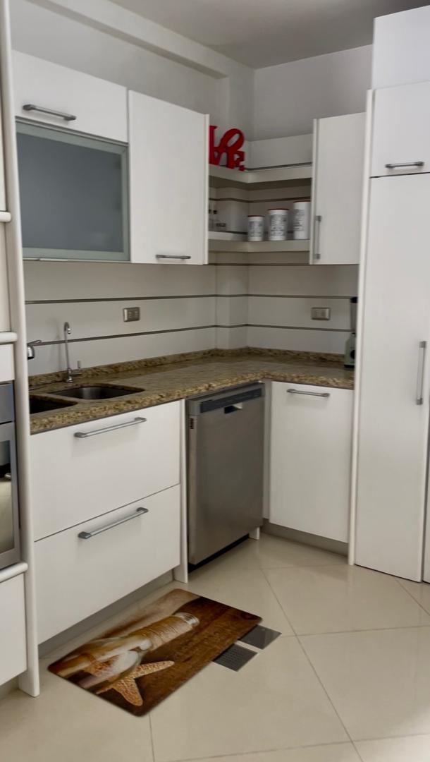 Se vende Apto 64m² 2h/2b/1p Pampatar - Otras fotos