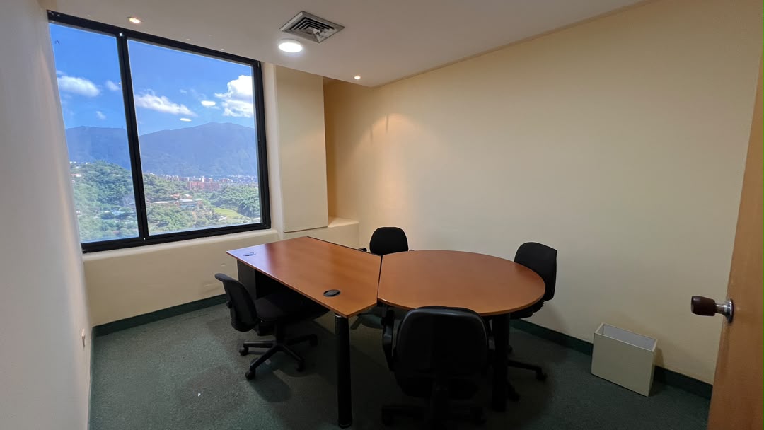 Se alquila Oficina 108,70m² Concresa 2